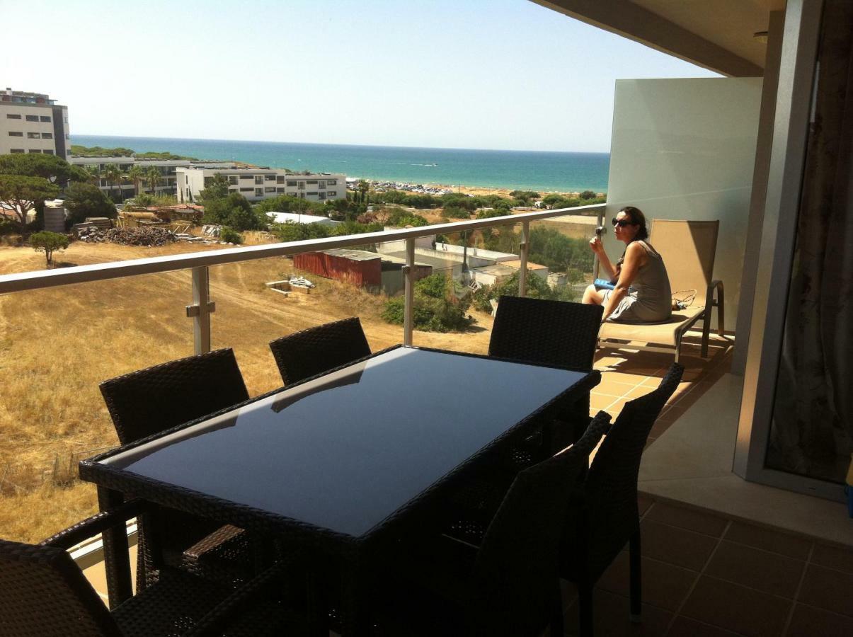 Sea View - Top Floor Quarteira Exteriör bild
